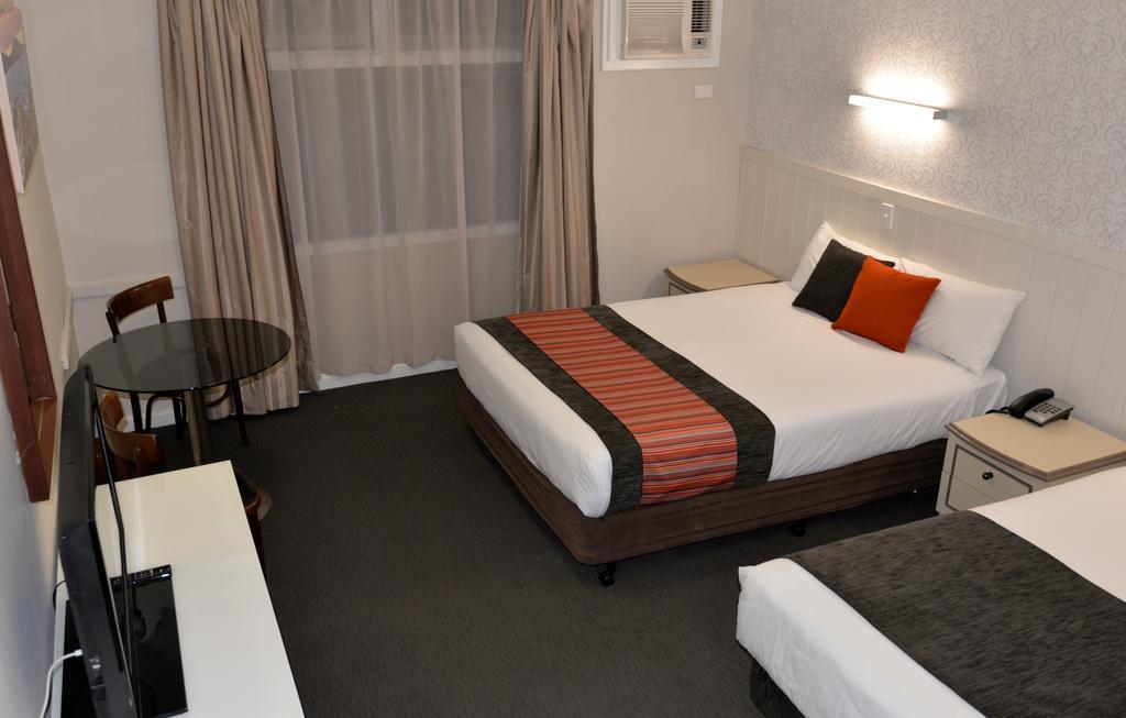 Country Comfort Amity Motel Albany Habitación foto